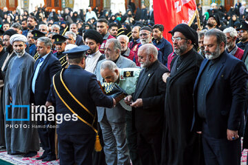 Mourning flag hoisted in Hazrat Masoumeh shrine