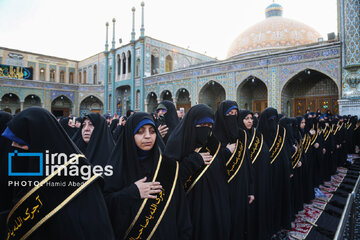 Mourning flag hoisted in Hazrat Masoumeh shrine