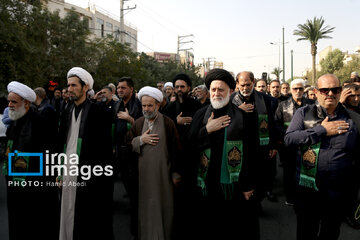 Mourning at Fatemeh Masumeh (AS) shrine in Qom