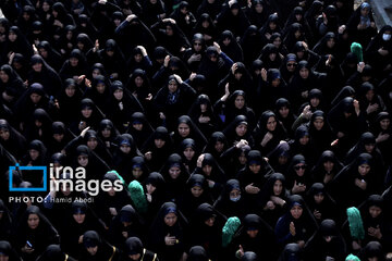 Mourning at Fatemeh Masumeh (AS) shrine in Qom