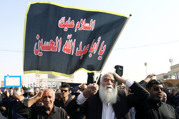 Mourning at Fatemeh Masumeh (AS) shrine in Qom