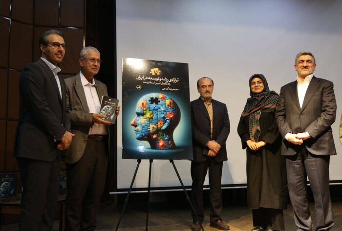 ربیعی: گاهی توسعه با فلسفه قدرت در تعارض است