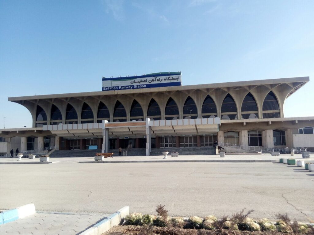 بهترین ایستگاههای راهآهن ایران برای گشتوگذار