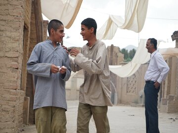 «سیزده سالگی» اقتباسی سینمایی از دهه چهل/ رونمایی از پوستر 