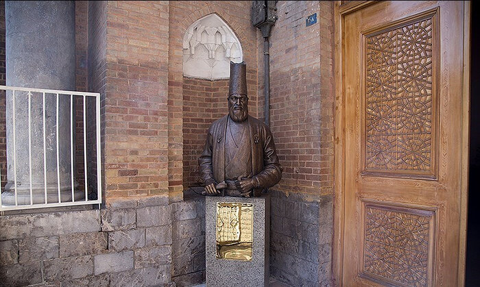 ثبت ملی پنج تندیس پایتخت از یک مجسمهساز/ از میدان فردوسی تا پارک لاله