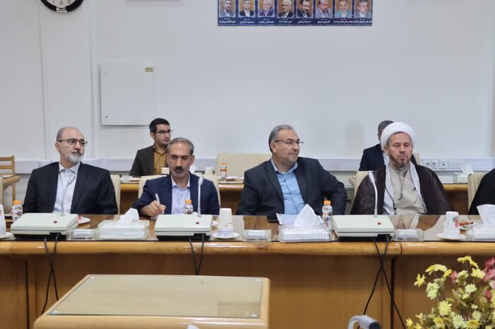 وضعیت زمینهای موقوفه کبودرآهنگ و لالجین تعیین تکلیف شود