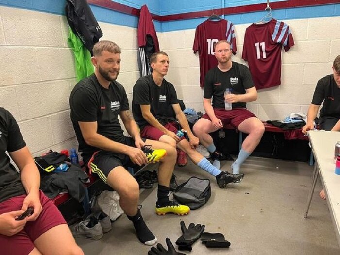 آتشبازی تیم ملی فوتبال در دوبی در روز حمله به یک فوتبالیست