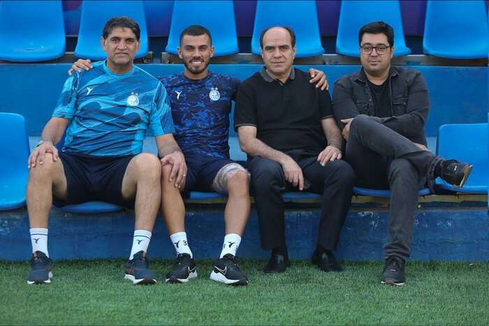 چشمی تماشاگر تمرین استقلالیها شد/ جلالی دور از تمرینات گروهی