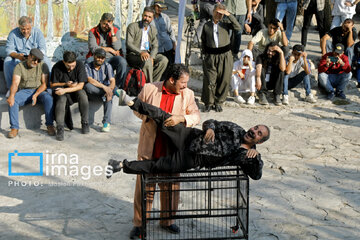 Second day of Street Theater fest in western Iran