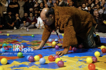 Second day of Street Theater fest in western Iran