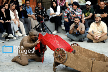 Second day of Street Theater fest in western Iran