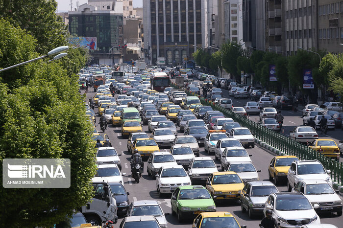 عابر پیاده در تصادف رانندگی جان باخت/ راننده متواری شد