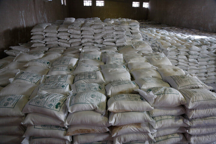 یک هزار و ۷۴۰ تن کالای اساسی تنظیم بازاری در آذربایجان شرقی توزیع شد یک هزار و ۷۴۰ تن کالای اساسی تنظیم بازاری در آذربایجان شرقی توزیع شد