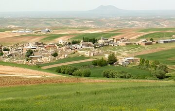 فیلم | روستای «آغچه» از جاذبه‌های گردشگری بویین میاندشت اصفهان