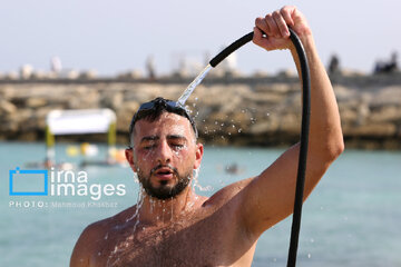 High-seas swimming competition