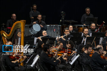 La Orquesta Nacional de Irán se presenta en Teherán