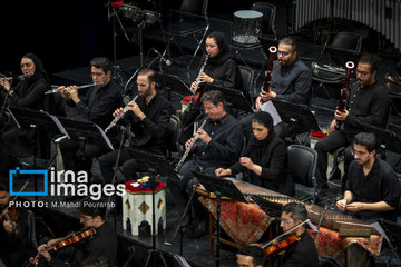 La Orquesta Nacional de Irán se presenta en Teherán