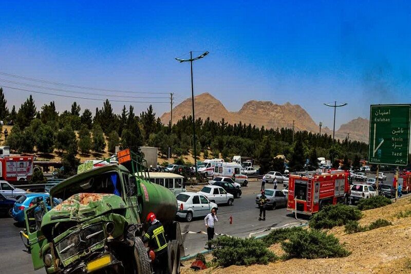 ۱۲ حادثه برای ناوگان حمل مواد خطرناک در اصفهان و لزوم توجه به نکات ایمنی