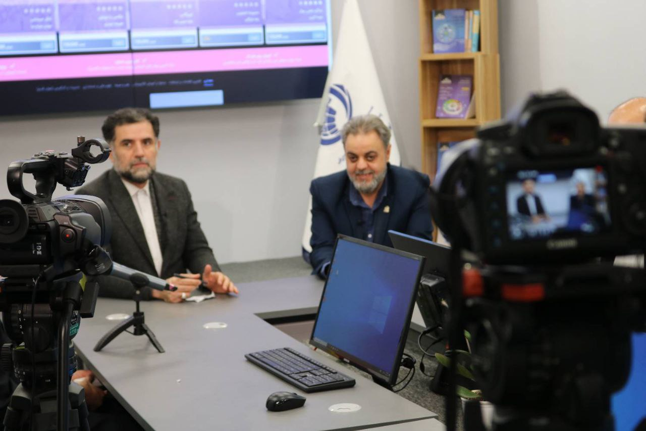 کارشناس فضای مجازی: اولویت سکوها آموزشهای بومی باشد