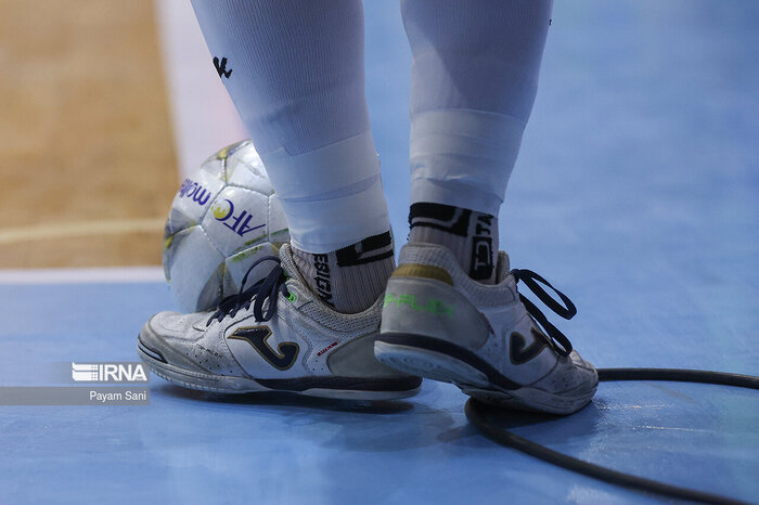 شکست پنج بر چهار صدرنشین لیگ برتر فوتسال در سیرجان