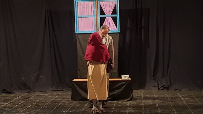 ترانههای تفنگ در مراغه روی صحنه رفت 1 ترانههای تفنگ در مراغه روی صحنه رفت