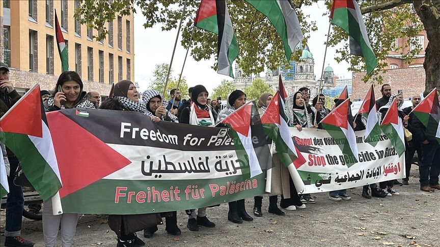 Protesters condemn German FM's justification of Israeli crimes in Gaza