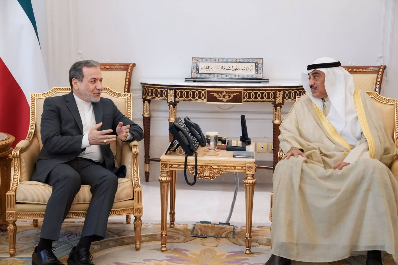 FM Araghchi meets Kuwait’s crown prince