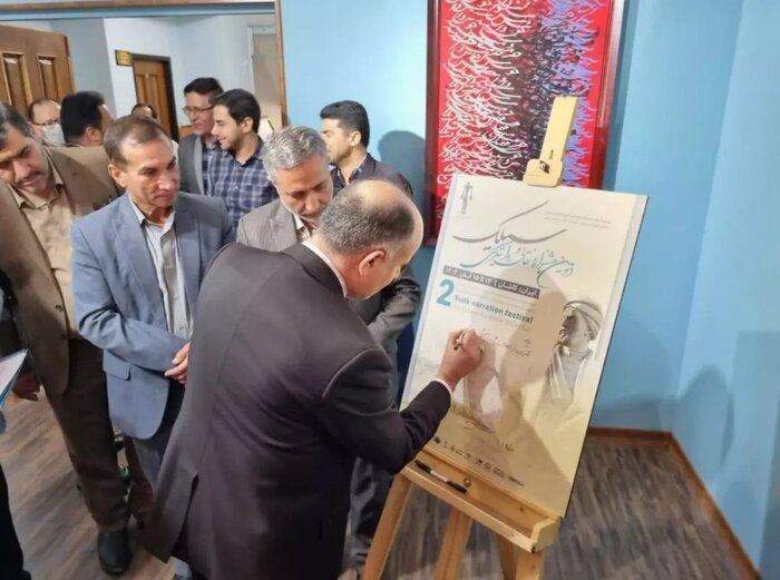 مقاومت دربرابر هجمههای فرهنگی بیگانگان با تقویت زیرساختهای فرهنگی