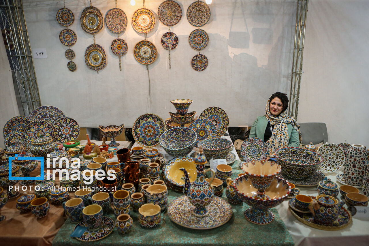 افق های روشن نمایشگاه صنایع دستی تبریز افق های روشن نمایشگاه صنایع دستی تبریز