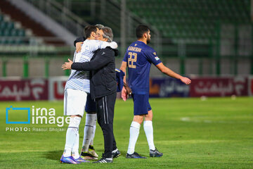 Gol Gohar Sirjan beats Zob Ahan 2-0 in Iran Pro League