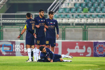 Gol Gohar Sirjan beats Zob Ahan 2-0 in Iran Pro League