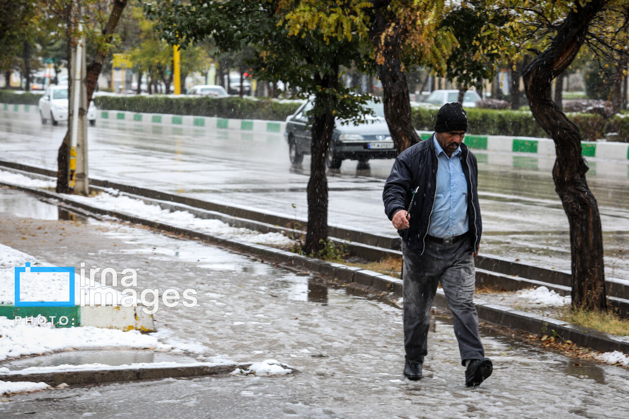 First autumn snow in Ardabil, northwest Iran