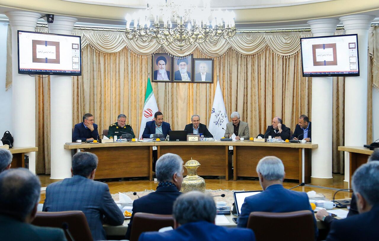 شکاف میان دستگاه های اجرایی، صنعت و مراکز علمی در آذربایجان شرقی عمیق است شکاف میان دستگاه های اجرایی، صنعت و مراکز علمی در آذربایجان شرقی عمیق است