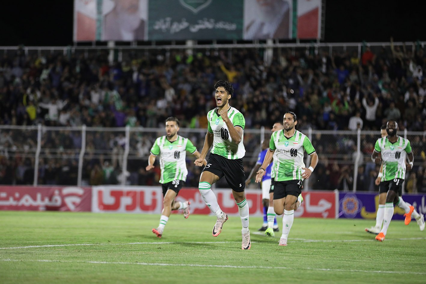 ترکیب منتخب هفته نهم لیگ برتر؛ جمع برندهها با حضور یک مهمان ناخوانده