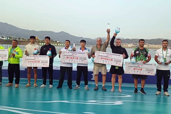 مربی تیم ملی: نگاه حرفهای به دراگون بوت نمیشود/ این رشته المپیکی میشود