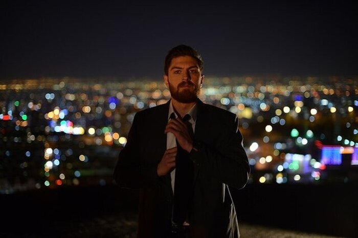 مردِ کتابباز با زرافهها میآید؛ کارگردان خاطرهساز به سینما برگشت؟