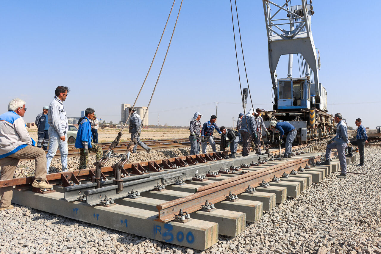 تولید سوزن پیشرفته با تکنولوژی سرعت بالا در صنایع ریلی ایران تولید سوزن پیشرفته با تکنولوژی سرعت بالا در صنایع ریلی ایران