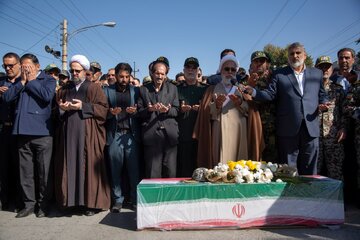 تشییع پیکر مطهر شهید سجاد منصوری در کرمانشاه