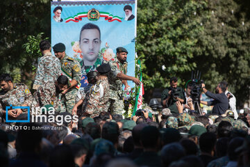 Agression israélienne contre l’Iran : un dernier hommage poignant au martyr Sajjad Mansouri à Kermanshah