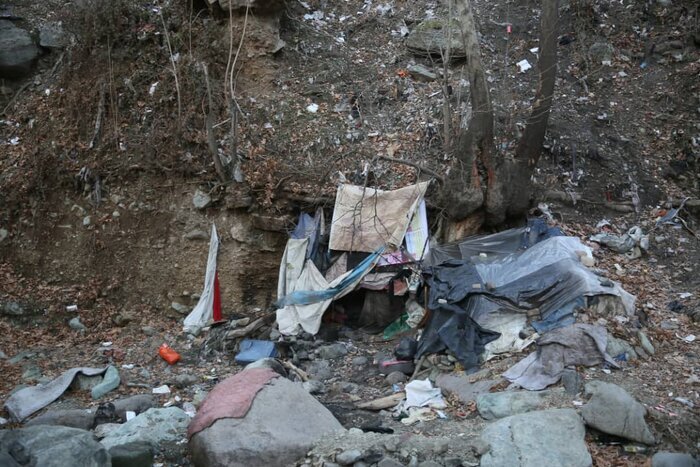 جمعآوری ۱۵۰۰ معتاد و کشف ۶۰ کیلوگرم مواد مخدر از روددره فرحزاد