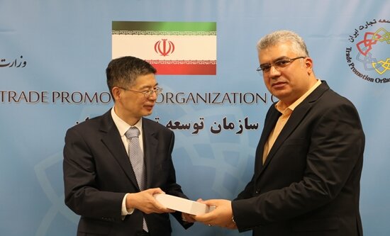 سفیر چین: پکن بهدنبال تقویت تبادلات تجاری خود با تهران در همه زمینههاست