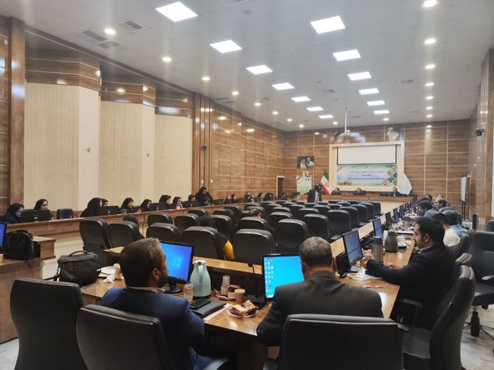 40 درصد کارگران کرمان در بخش کشاورزی کار می کنند و درآمد پایینی دارند