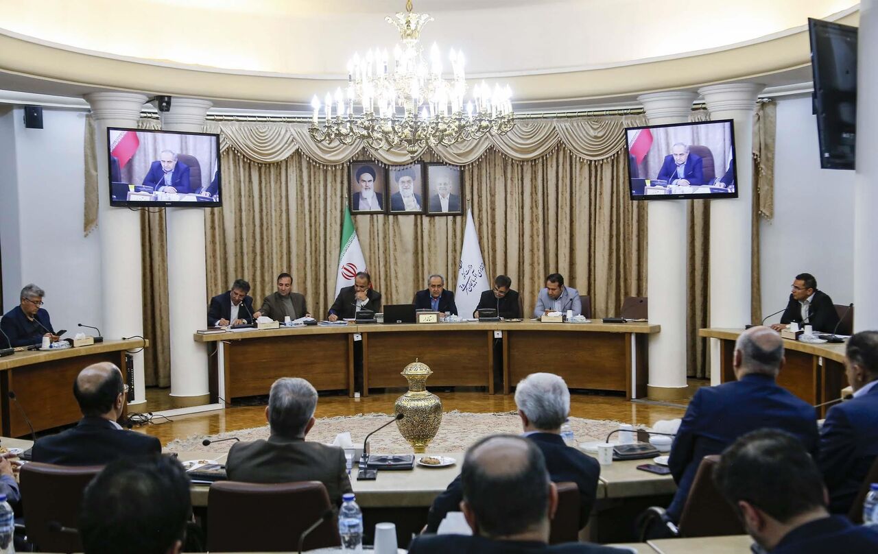 استاندار: آذربایجان شرقی در منابع و مصارف بانکی جایگاه مطلوبی ندارد استاندار: آذربایجان شرقی در منابع و مصارف بانکی جایگاه مطلوبی ندارد