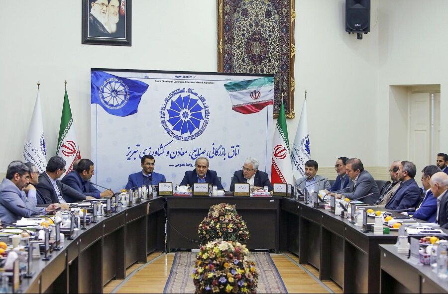 ایجاد «صندوق توسعه» راهبرد استاندار آذربایجان شرقی برای تامین مالی واحدهای تولیدی ایجاد «صندوق توسعه» راهبرد استاندار آذربایجان شرقی برای تامین مالی واحدهای تولیدی