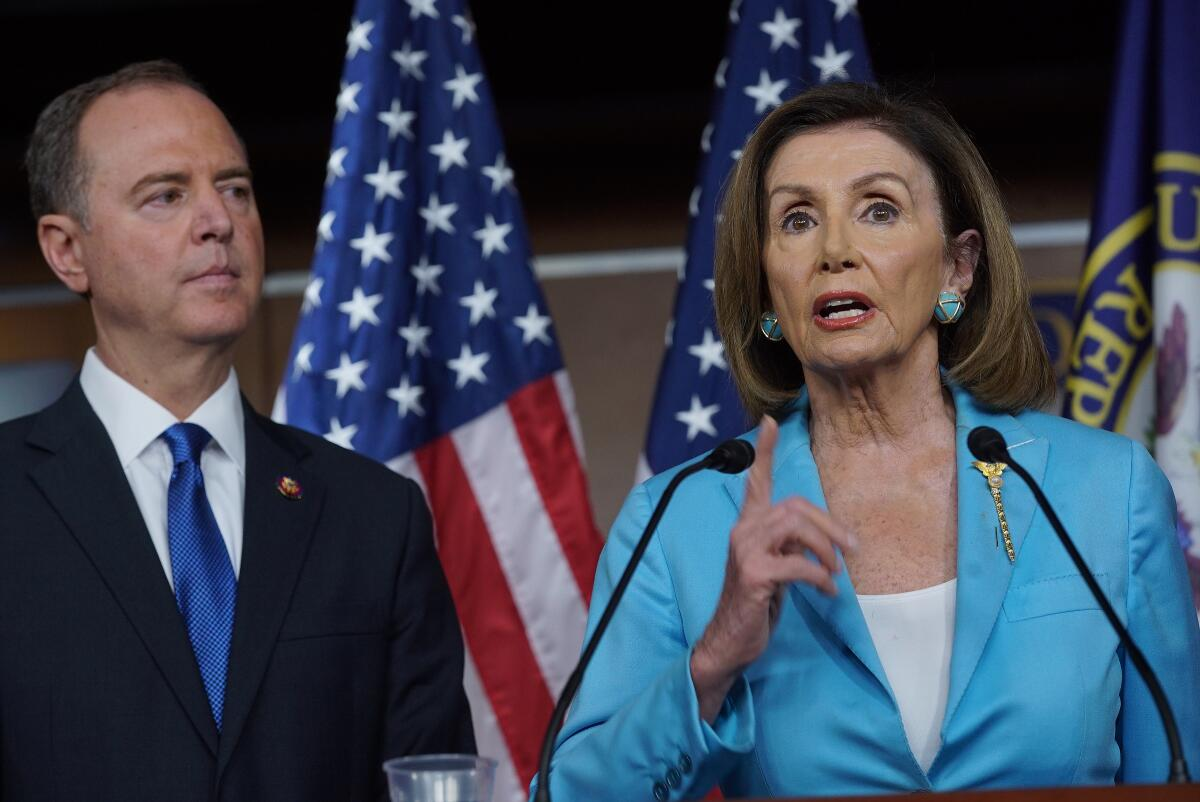 تهدید، نژادپرستی و زنستیزی در هفته پایانی کمپین ترامپ