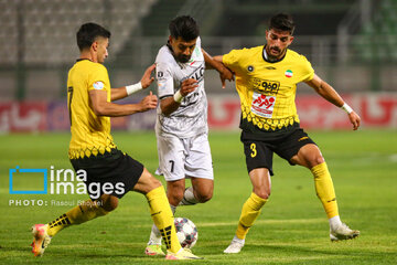 Sepahan defeats Aluminium Arak in Iran's Pro League 