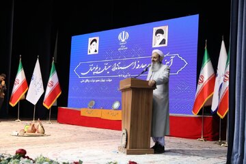 مولوی عبدالحمید: برای وفای به عهد در راستای برآوردن وعده رئیس جمهور قدم برمی‌داریم