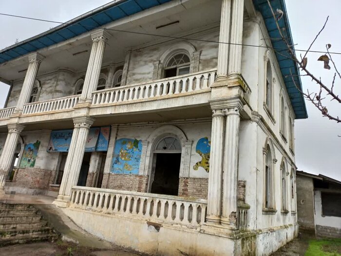 بیخانمانی سلمان تا به کی؟