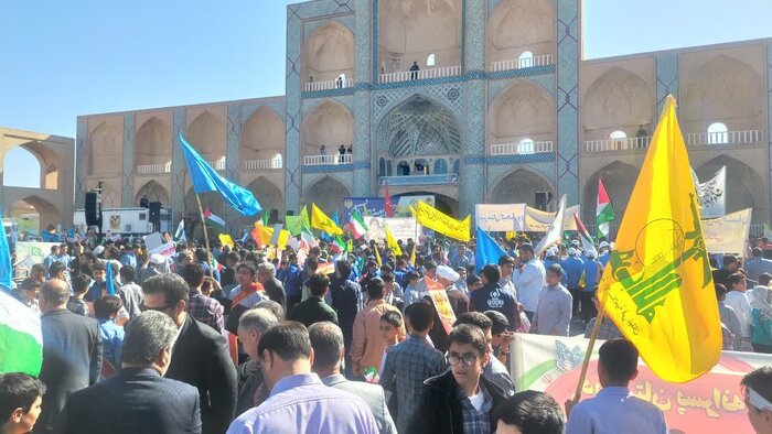 تجمع استکبارستیزی مردم یزد در ۱۳ آبان