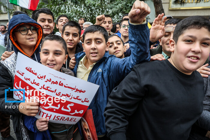 ۱۳ آبان روز بازخوانی تاریخ، نمادی از ایستادگی و آزادی